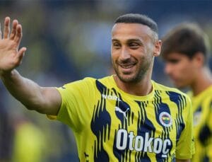 Cenk Tosun’dan Tepkilere İlk Açıklama: “Karşılığı Bu Olmamalıydı”