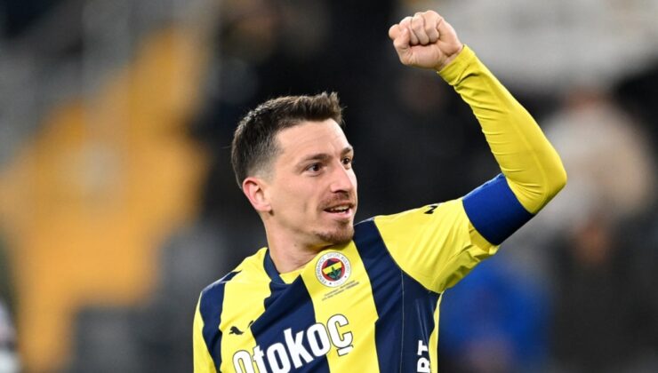 Mert Hakan Yandaş, Fenerbahçe Formasıyla Süper Lig’de 100. Maçına Çıktı