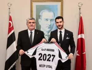 Beşiktaş’ta Necip Uysal’ın Sözleşmesi Uzatıldı