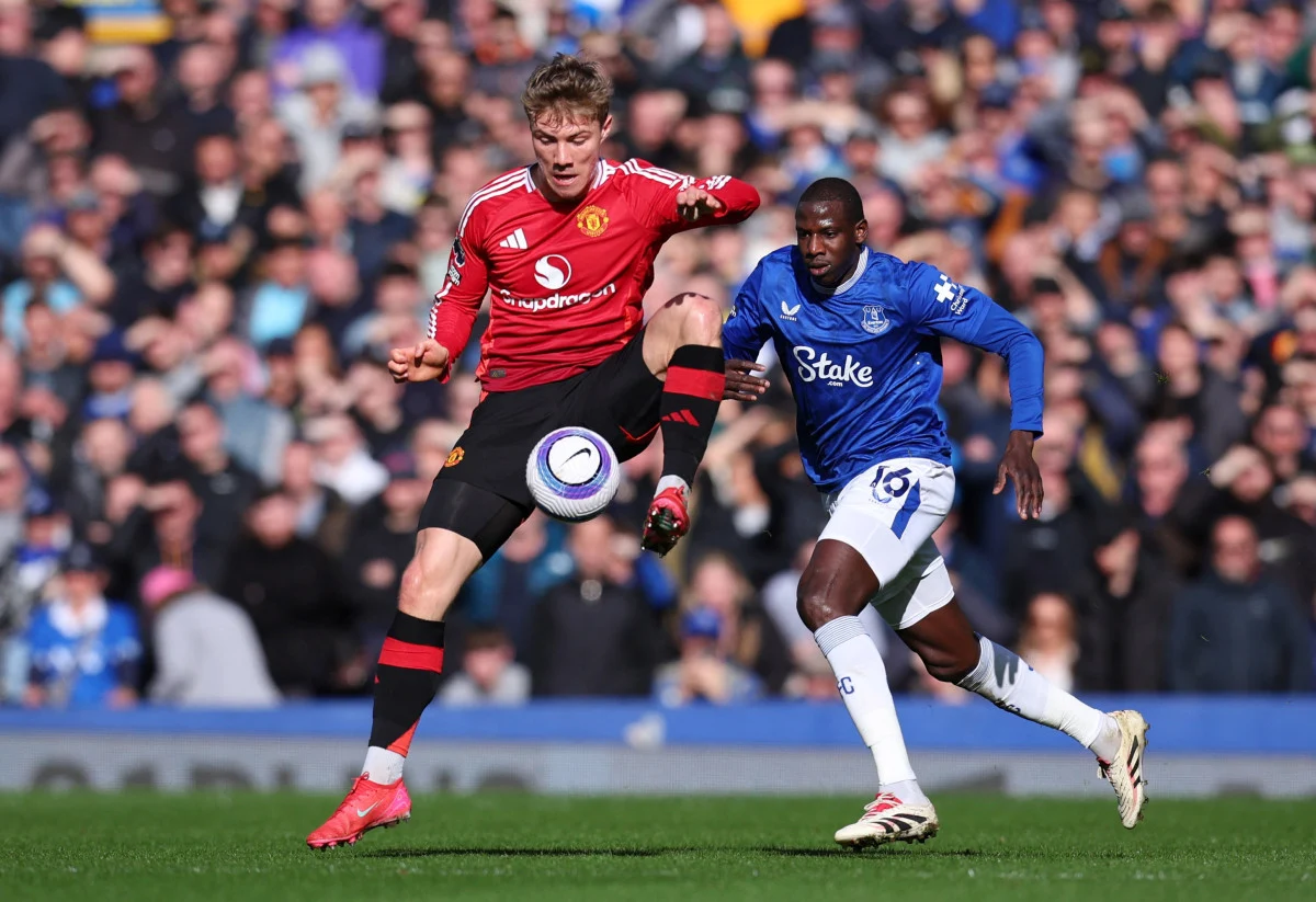 Manchester United, Everton Deplasmanında 2-2 Berabere Kaldı