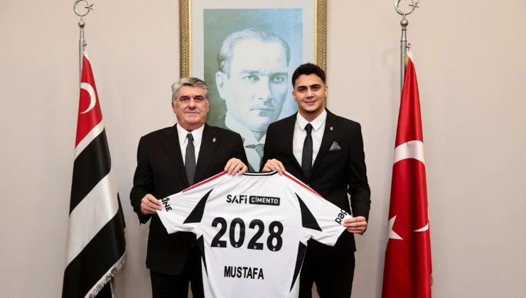 Beşiktaş’ta Genç Yıldız Mustafa Erhan Hekimoğlu’nun Sözleşmesi Uzatıldı